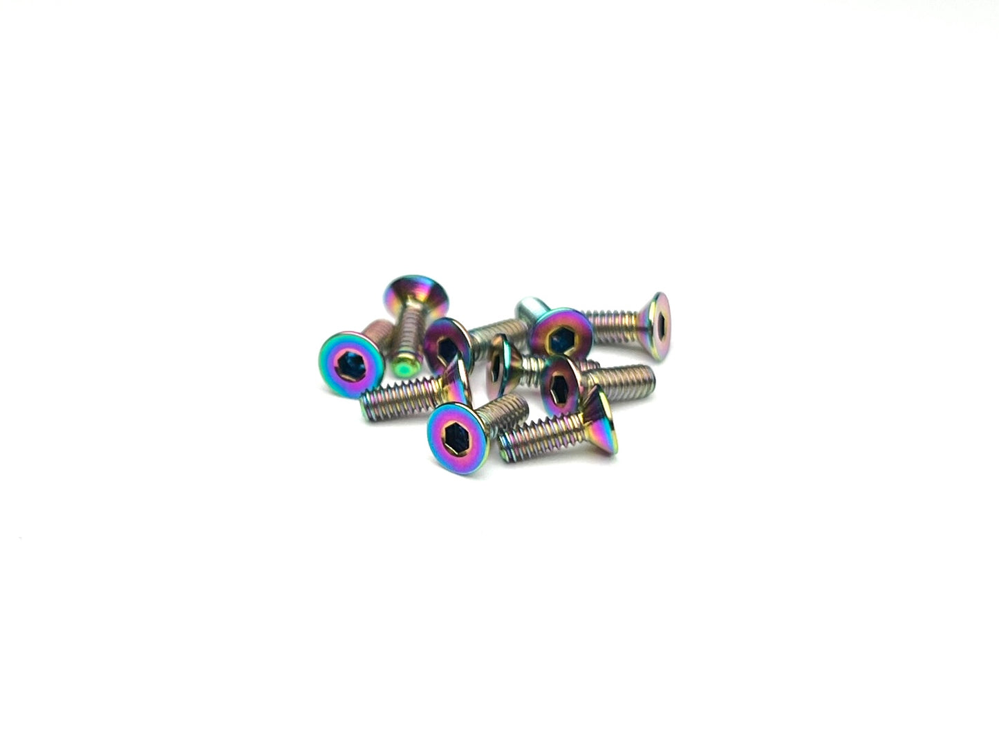 Sortafast M2 oil slick titanium countersunk screws – 10pk Grade 5 (6Al-4V) with 1.5 mm hex drive and flush fit design for 1/28-scale RC cars.