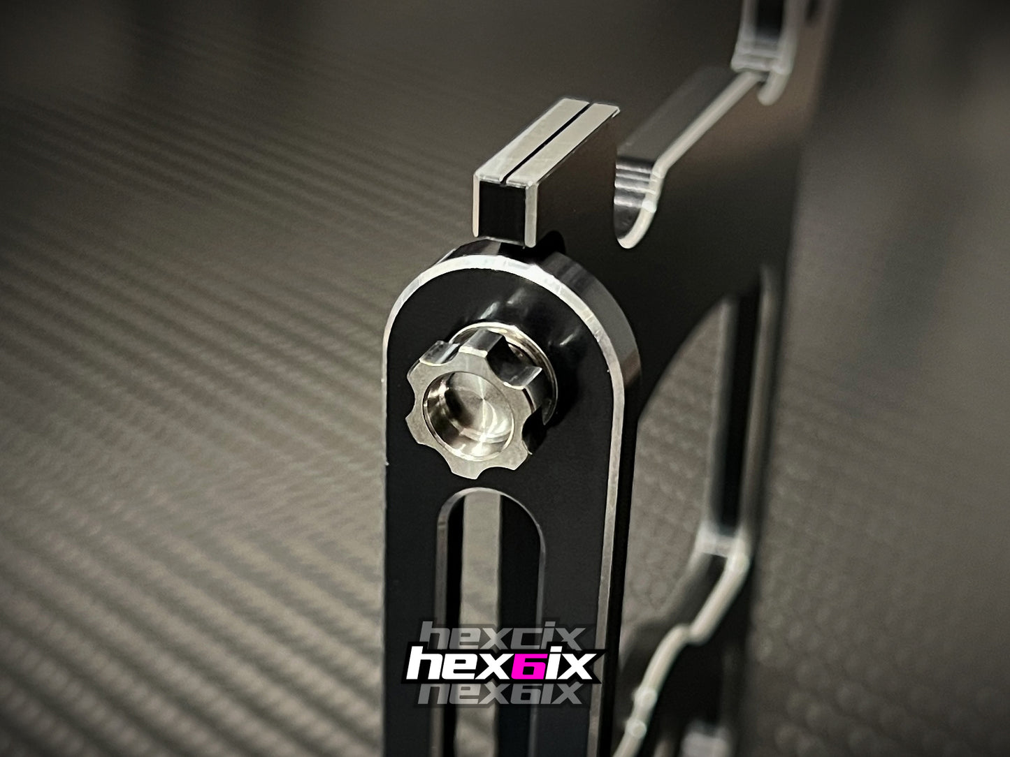 Sortafast titanium thumb screw
